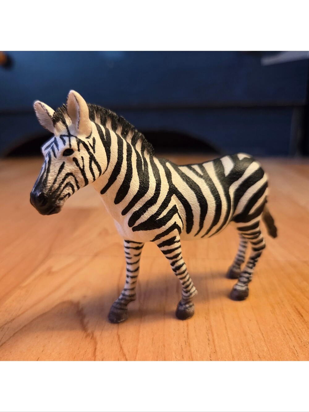 BUNDLE & SAVE Schleich retired zebra figurine